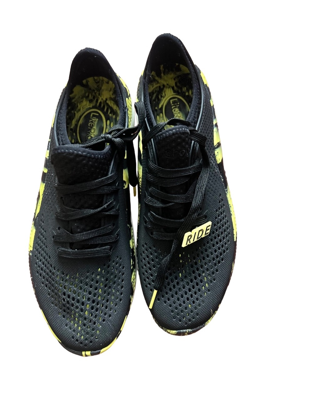 Crocs LiteRide 360 Marbled
Pacer M 207633 Sneaker Shoes
Black Yellow, m9 Men